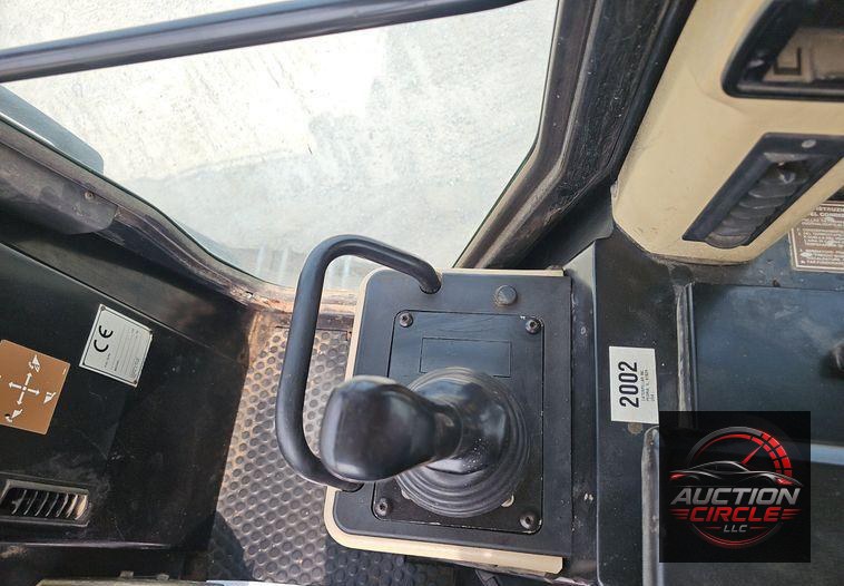 2002 Caterpillar  963C LGP track loader