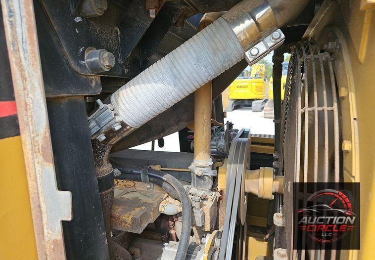 2002 Caterpillar  963C LGP track loader