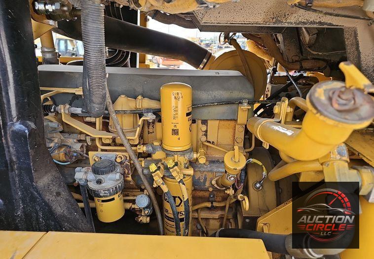 2002 Caterpillar  963C LGP track loader