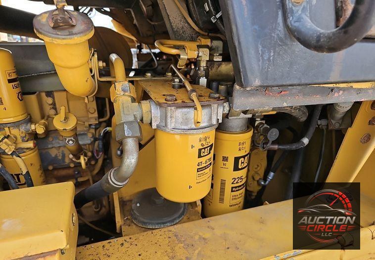 2002 Caterpillar  963C LGP track loader