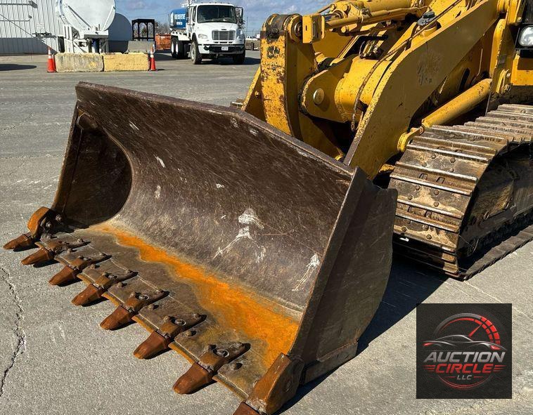 2005 Caterpillar 953C track loader