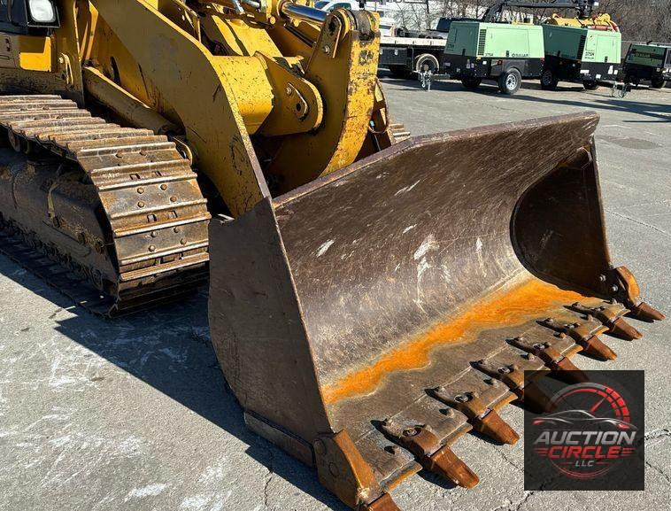 2005 Caterpillar 953C track loader
