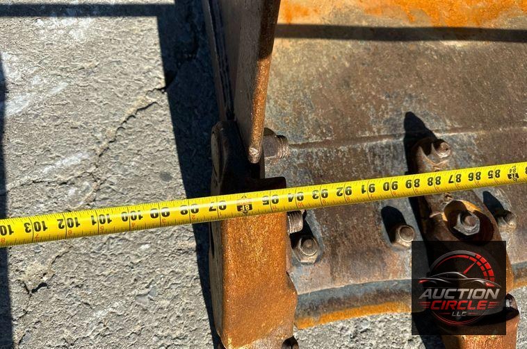 2005 Caterpillar 953C track loader