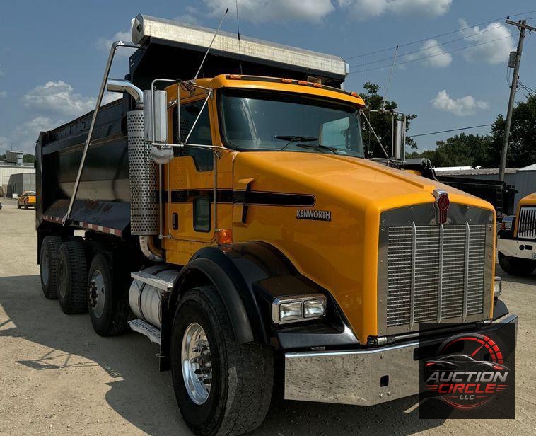 2006 Kenworth T800 dump truck