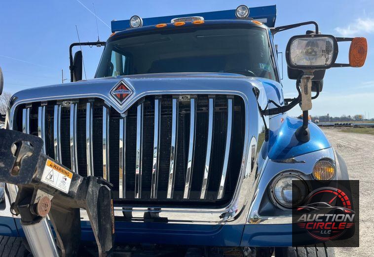 2014 International  WorkStar 7400 dump truck