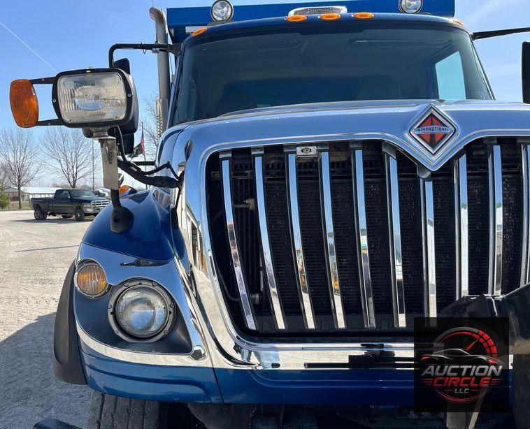 2014 International  WorkStar 7400 dump truck