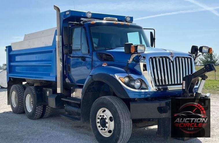2014 International  WorkStar 7400 dump truck