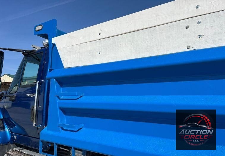 2014 International  WorkStar 7400 dump truck