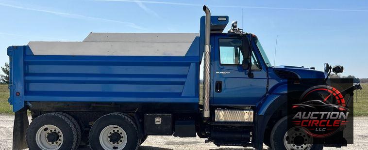 2014 International  WorkStar 7400 dump truck