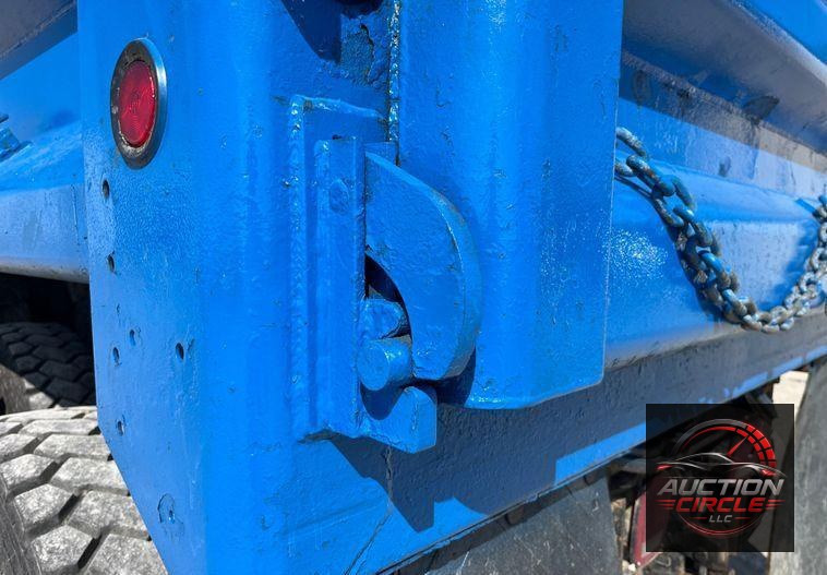 2014 International  WorkStar 7400 dump truck