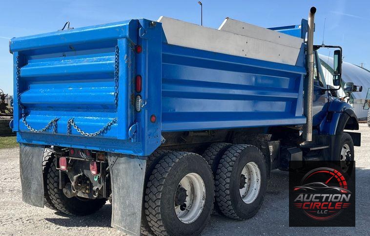 2014 International  WorkStar 7400 dump truck