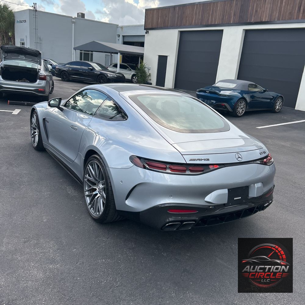 2025 Mercedes-Benz AMG GT 55