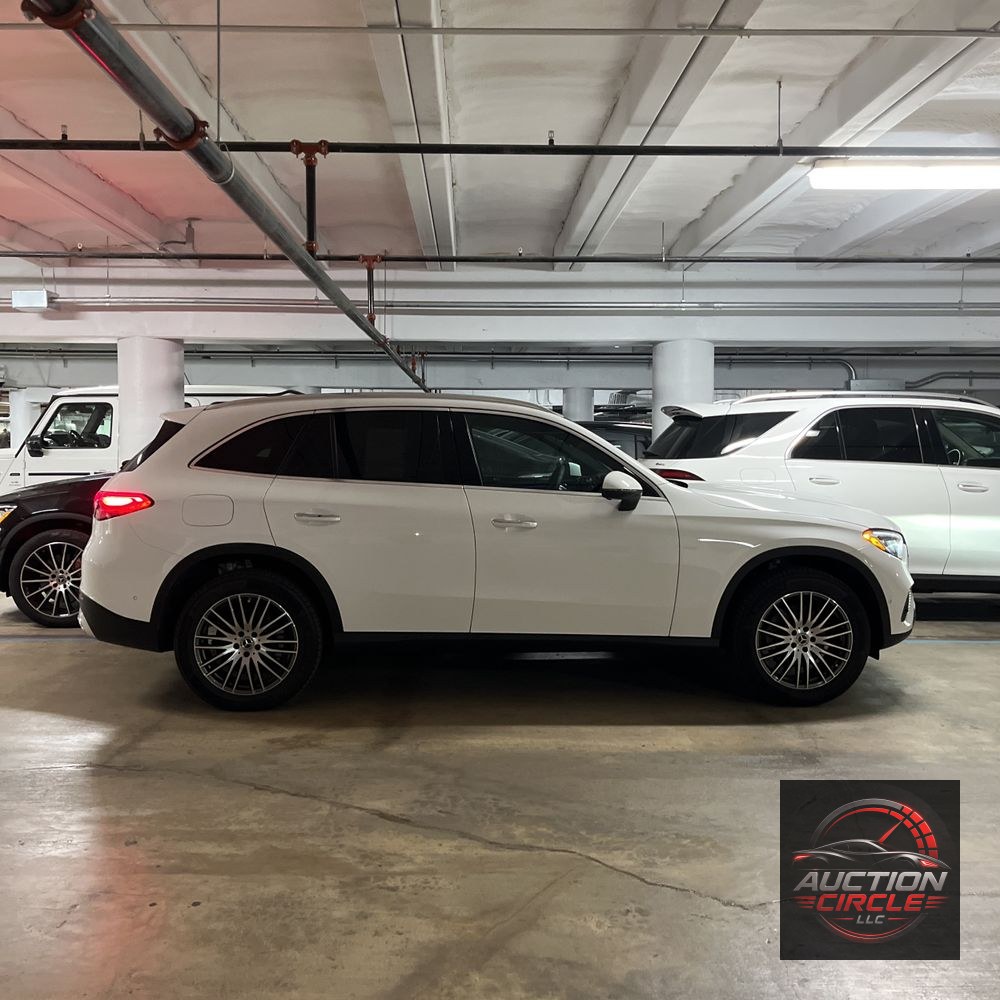 2025 Mercedes-Benz GLC GLC 300