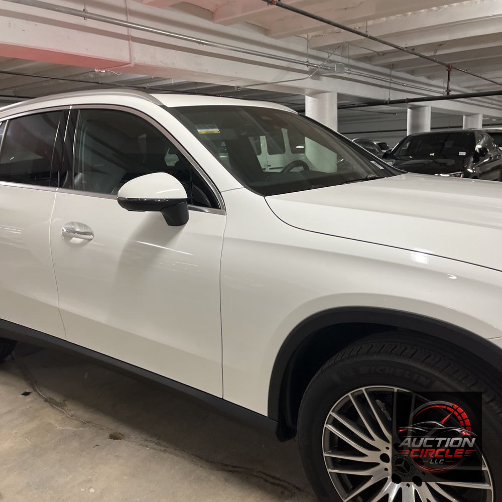 2025 Mercedes-Benz GLC GLC 300