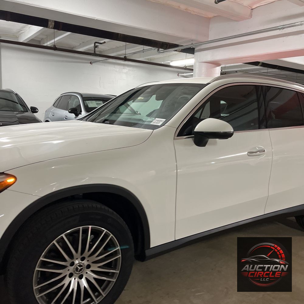 2025 Mercedes-Benz GLC GLC 300
