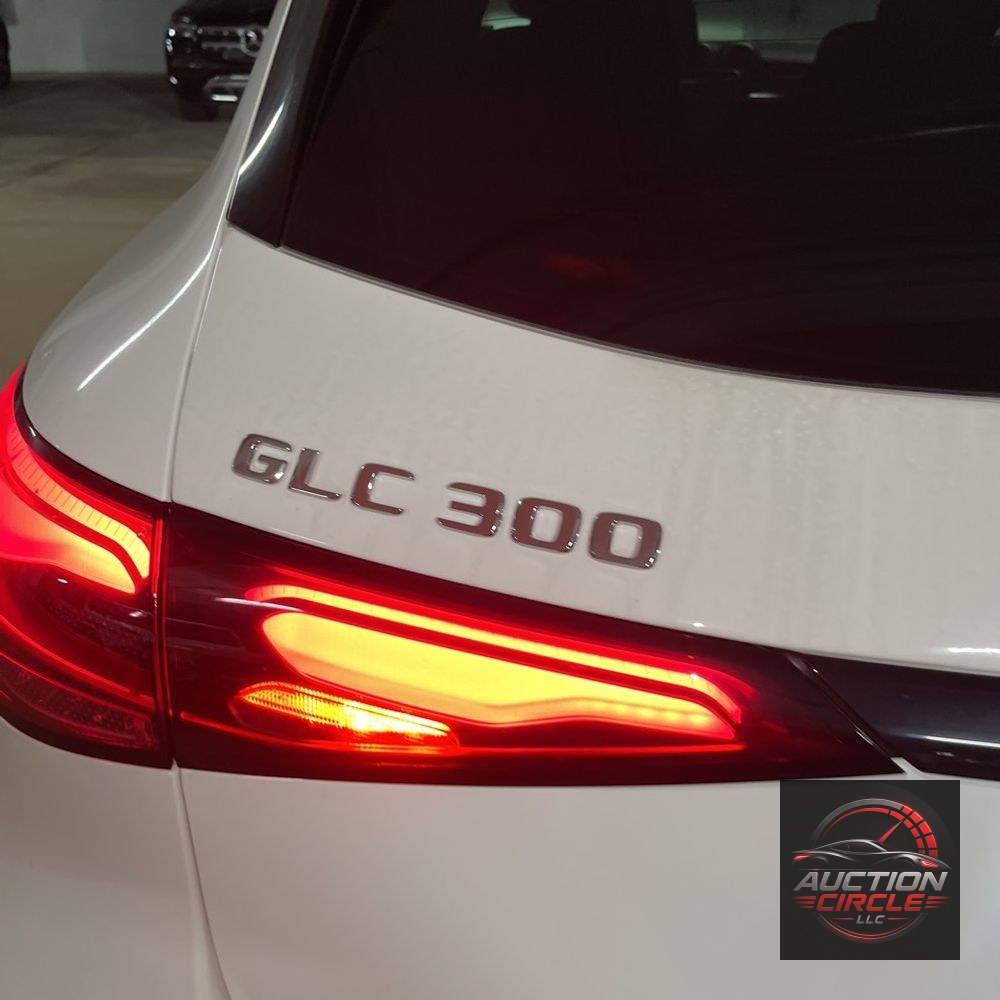 2025 Mercedes-Benz GLC GLC 300