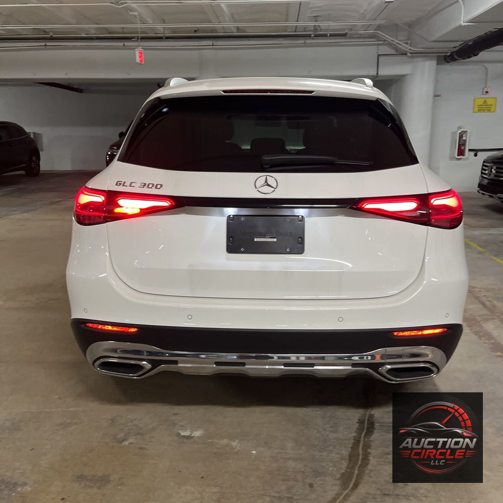 2025 Mercedes-Benz GLC GLC 300