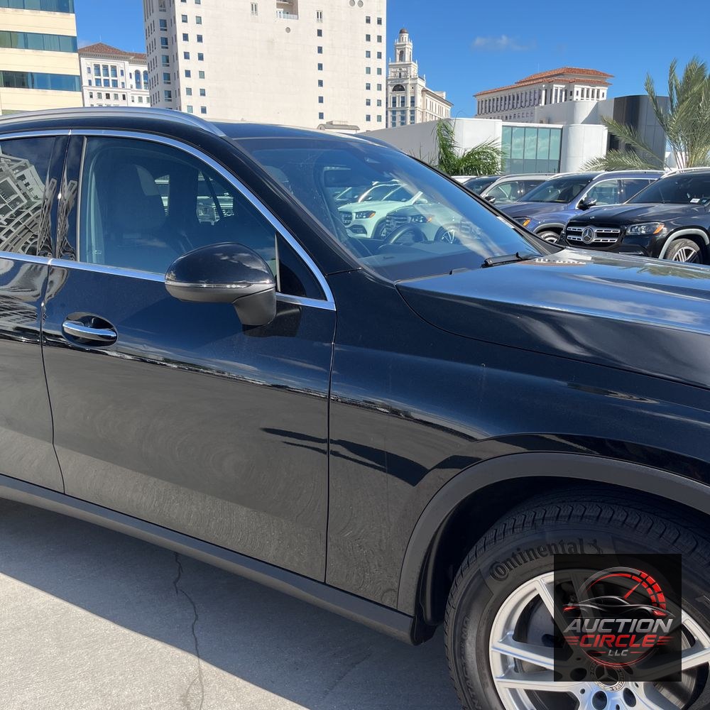 2025 Mercedes-Benz GLC GLC 300