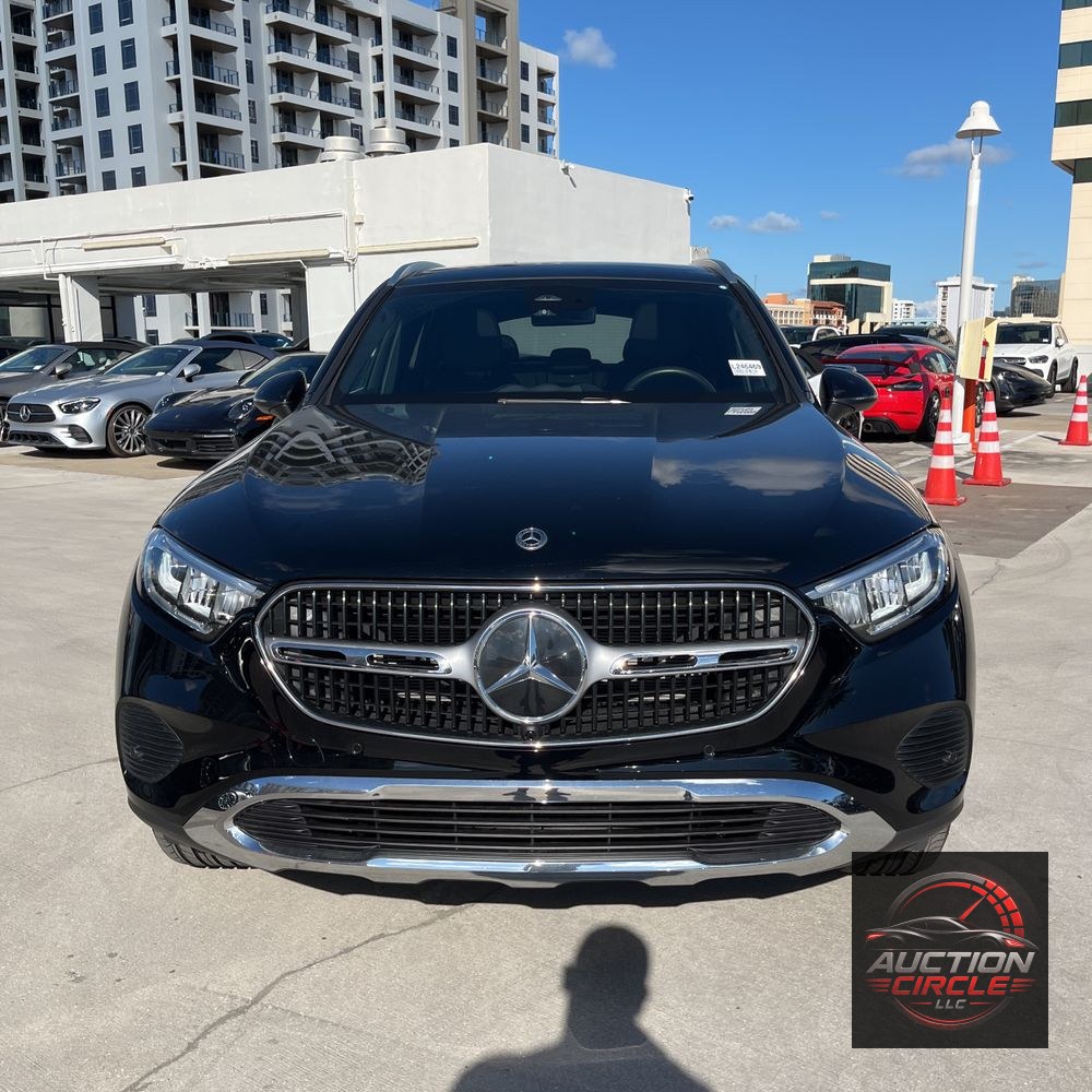 2025 Mercedes-Benz GLC GLC 300