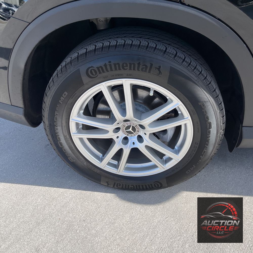 2025 Mercedes-Benz GLC GLC 300
