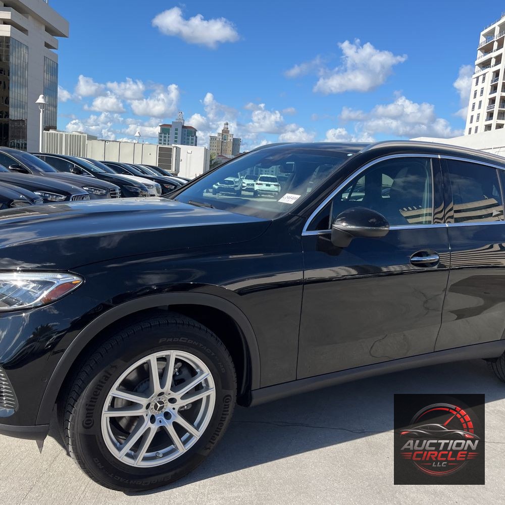2025 Mercedes-Benz GLC GLC 300