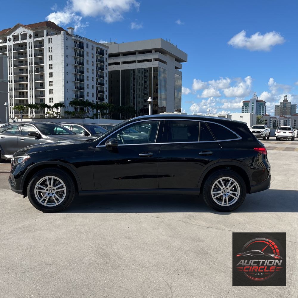 2025 Mercedes-Benz GLC GLC 300