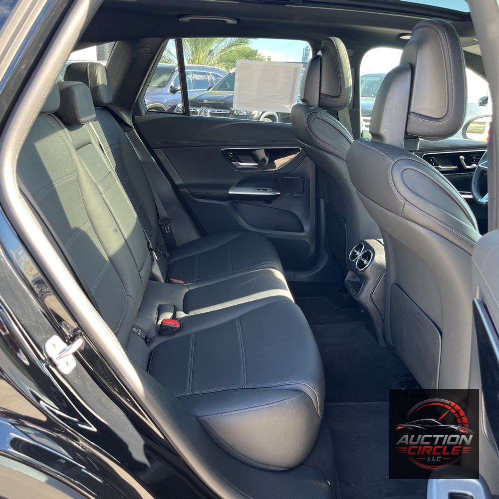 2025 Mercedes-Benz GLC GLC 300