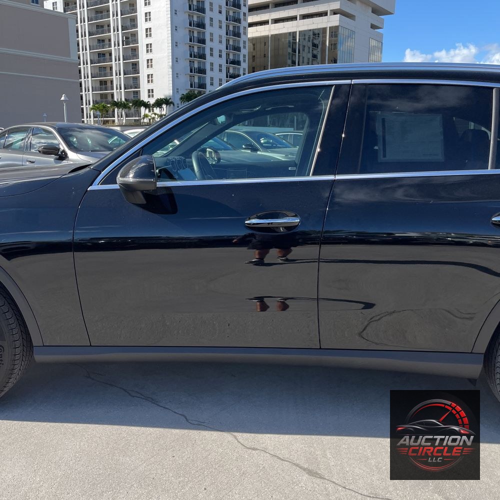 2025 Mercedes-Benz GLC GLC 300