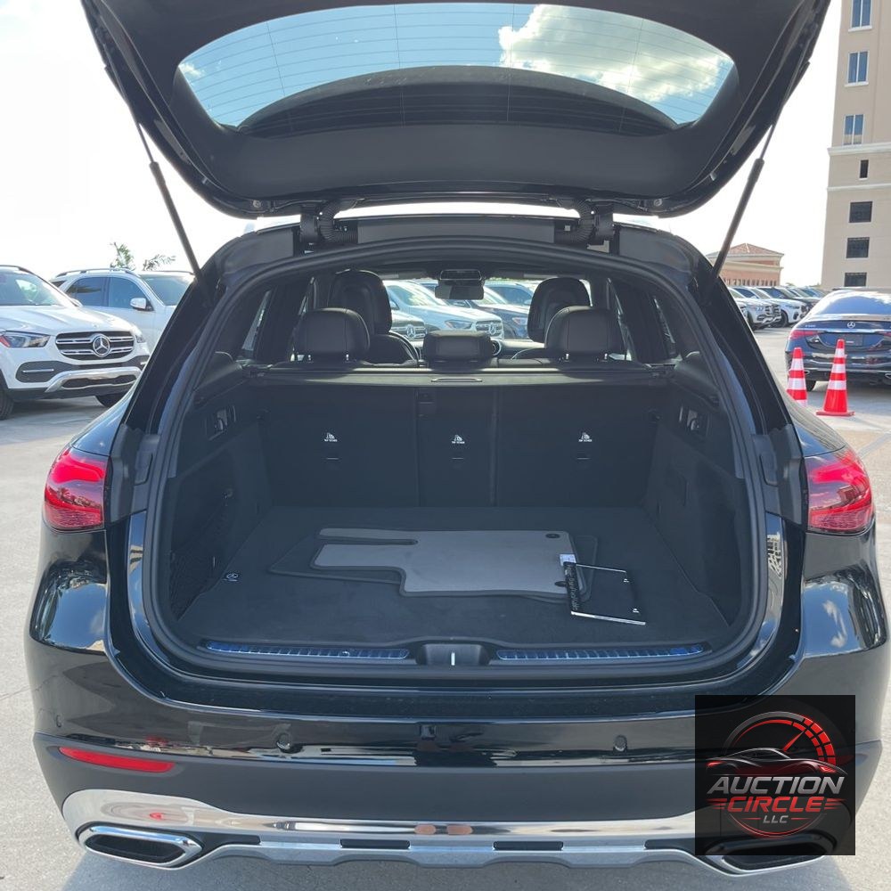2025 Mercedes-Benz GLC GLC 300