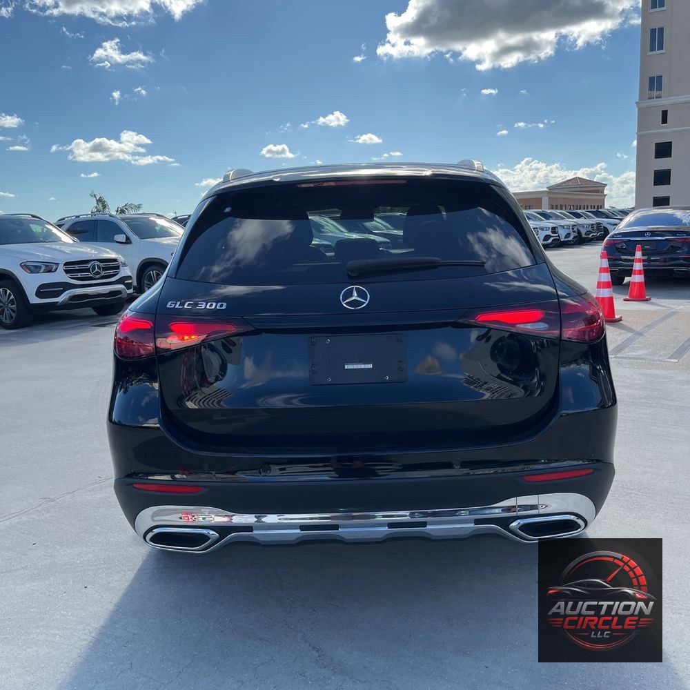 2025 Mercedes-Benz GLC GLC 300