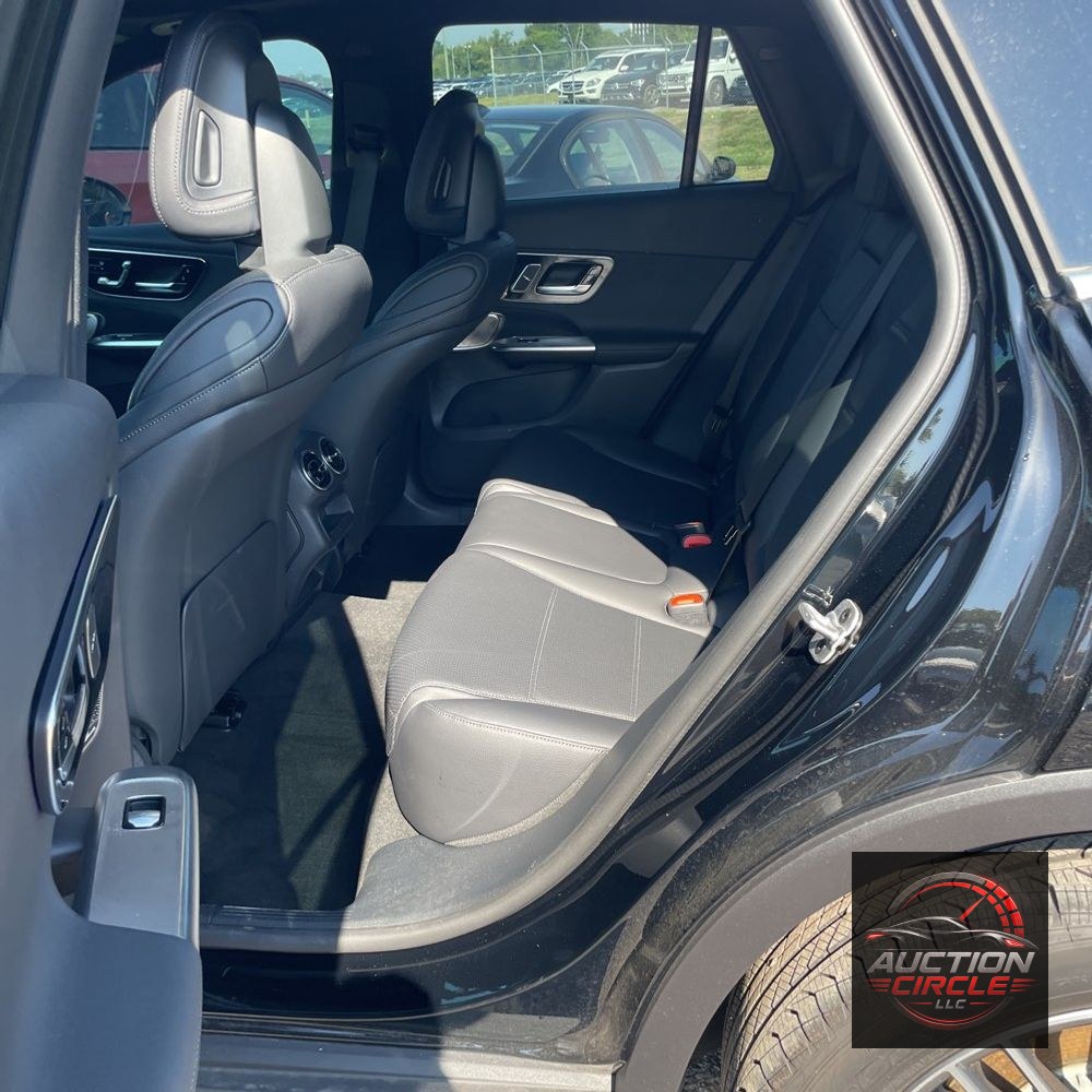 2025 Mercedes-Benz GLC GLC 300 4MATIC