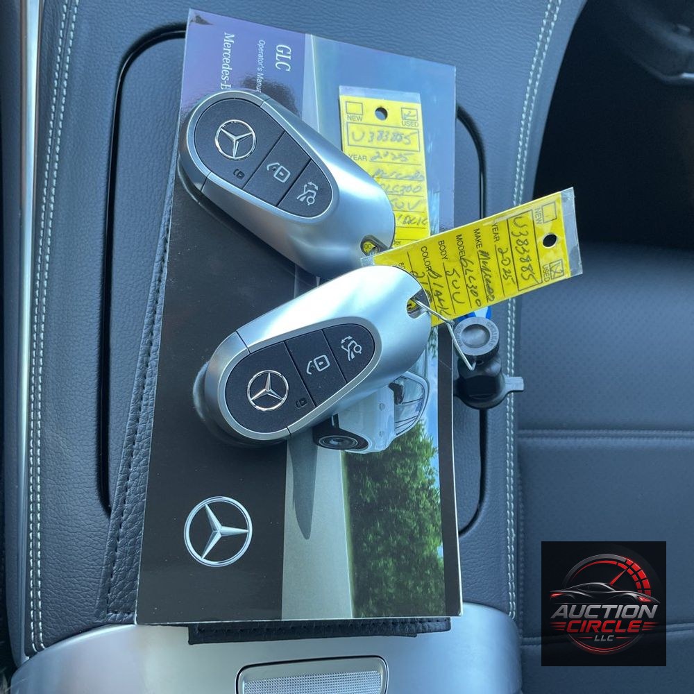 2025 Mercedes-Benz GLC GLC 300 4MATIC