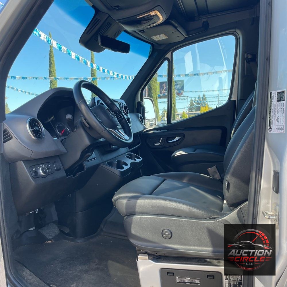 2024 Mercedes-Benz Sprinter 2500