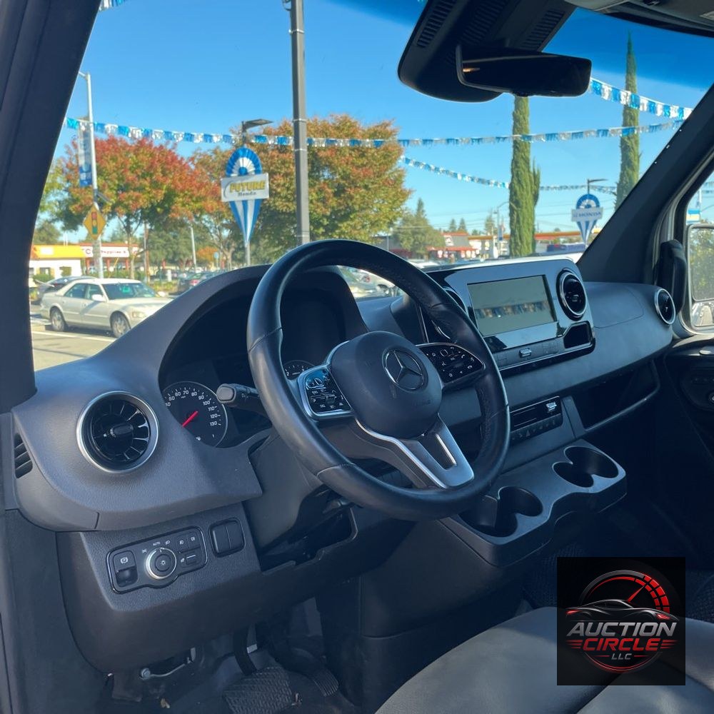 2024 Mercedes-Benz Sprinter 2500