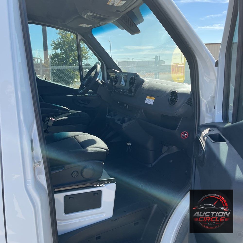 2024 Mercedes-Benz Sprinter 2500