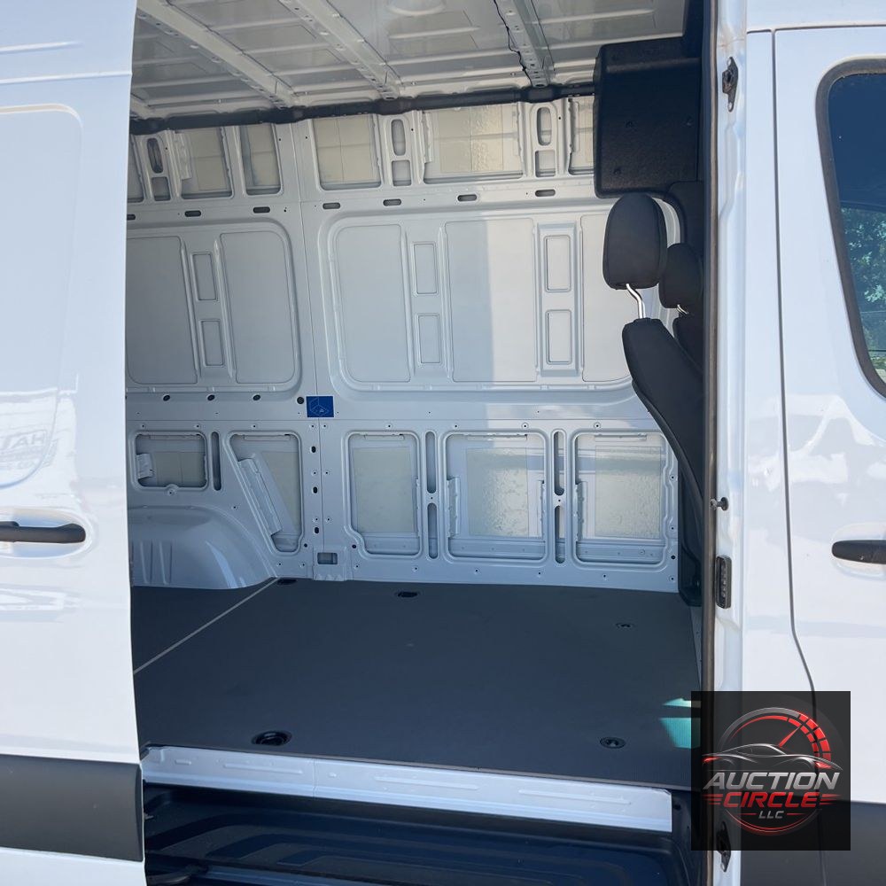 2024 Mercedes-Benz Sprinter 2500