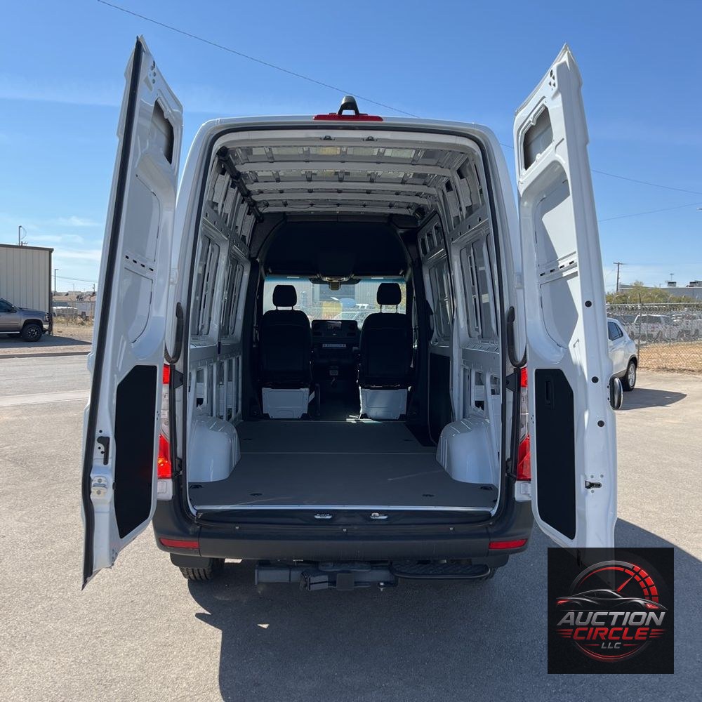 2024 Mercedes-Benz Sprinter 2500