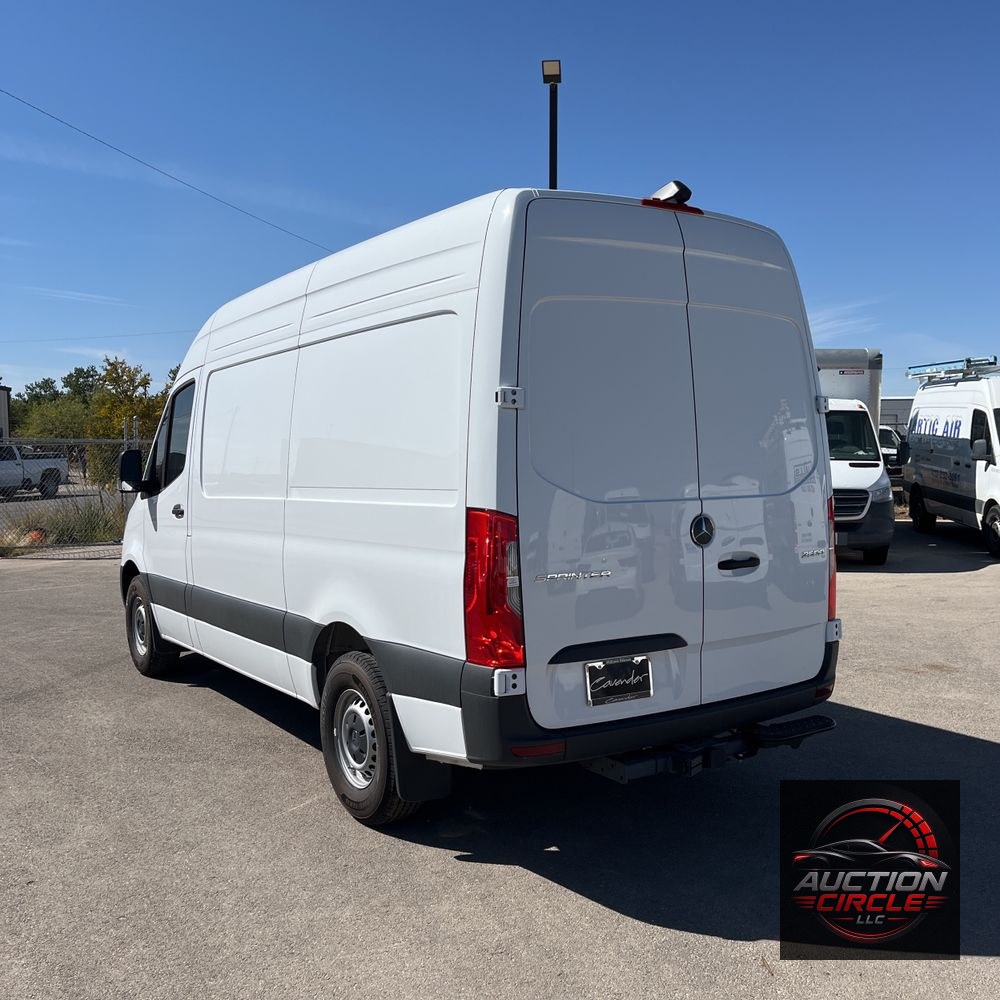 2024 Mercedes-Benz Sprinter 2500