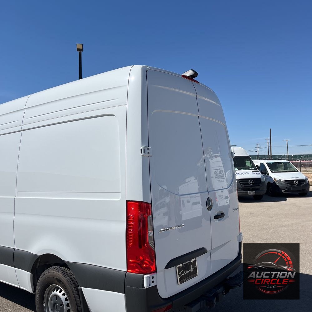 2024 Mercedes-Benz Sprinter 2500