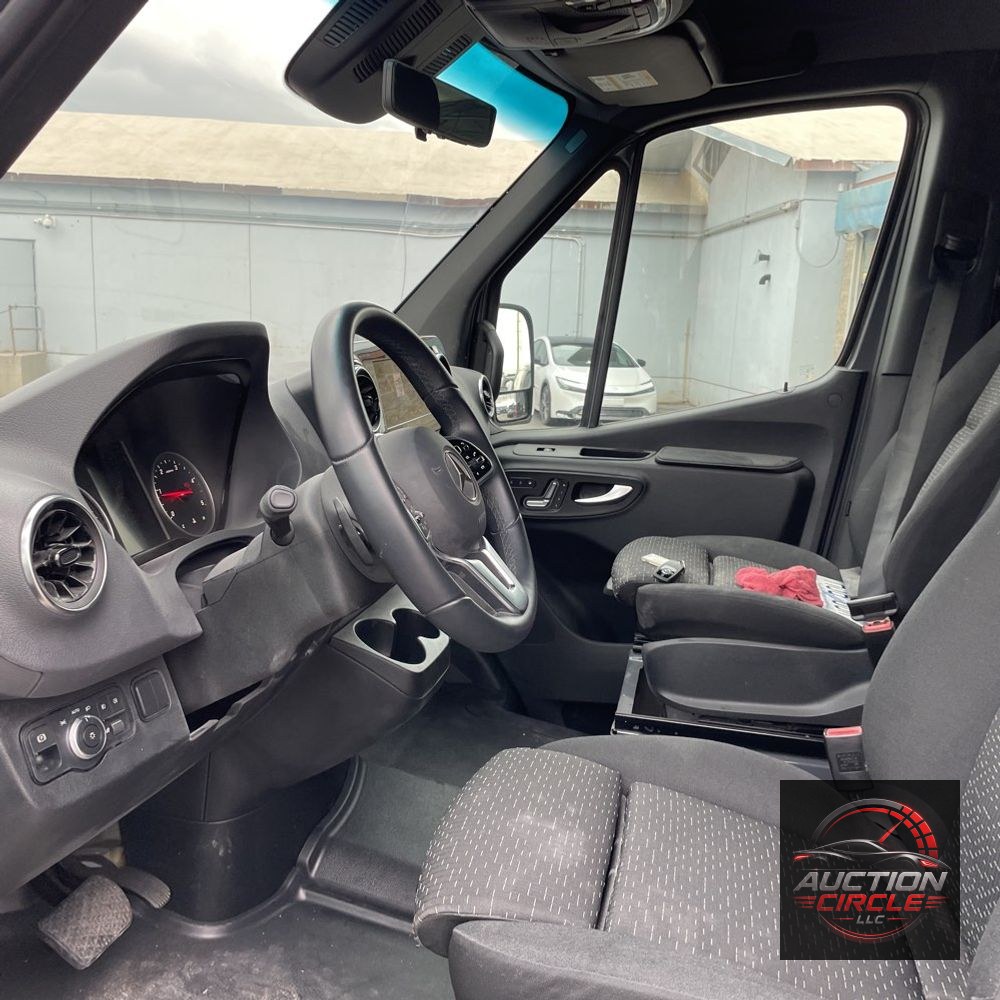 2024 Mercedes-Benz Sprinter 2500