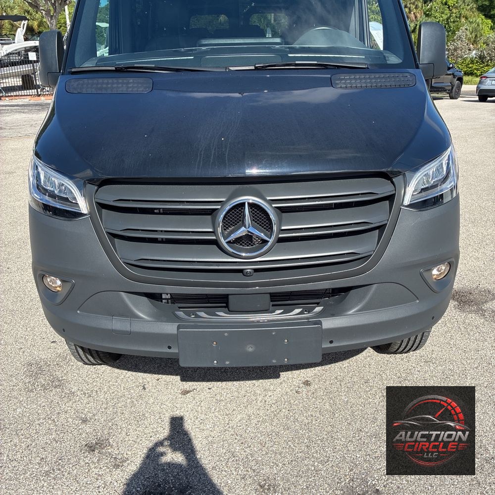 2024 Mercedes-Benz Sprinter 2500