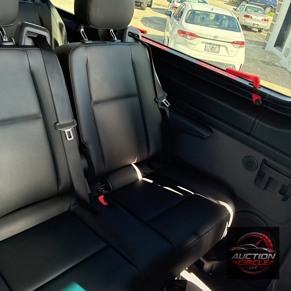 2024 Mercedes-Benz Sprinter 2500