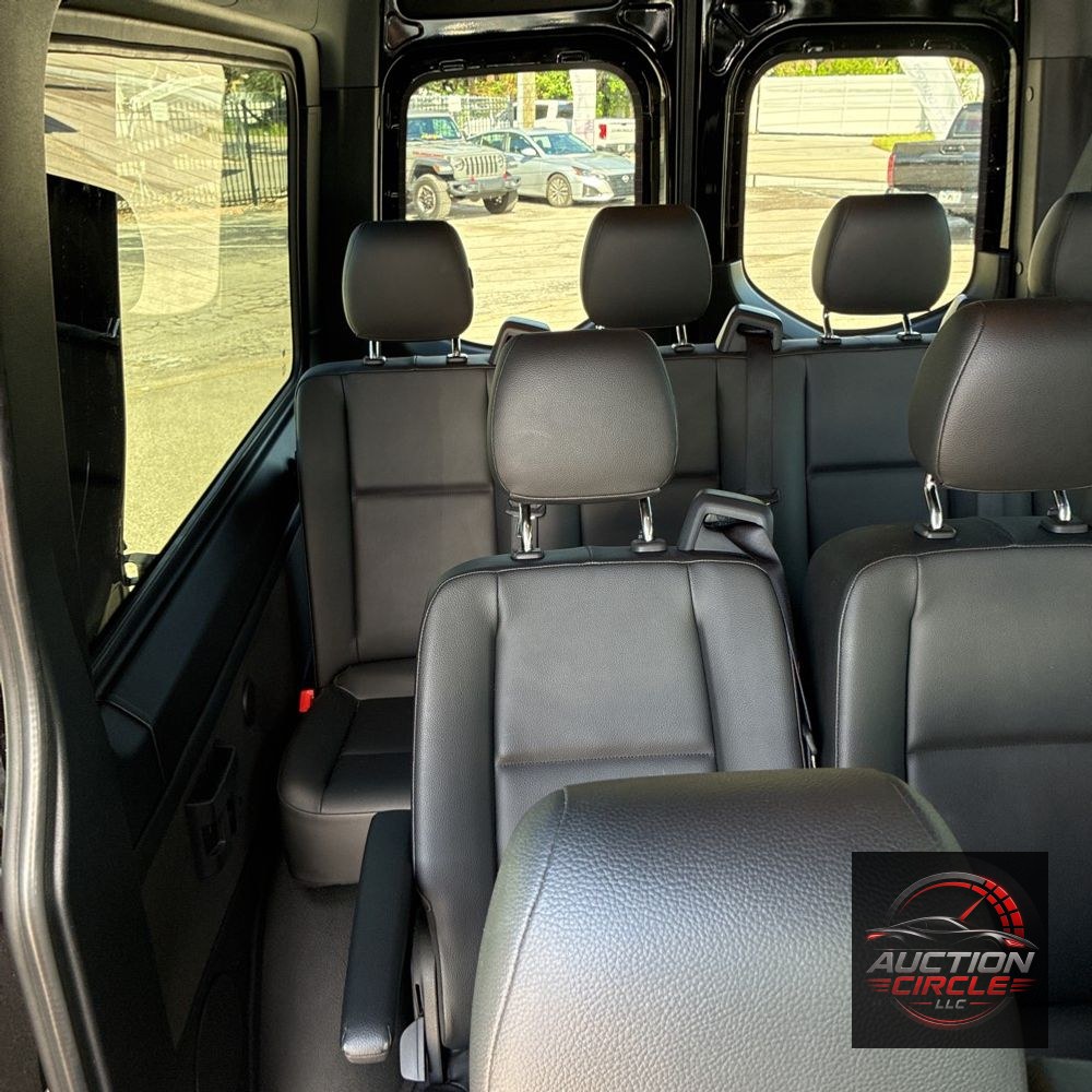 2024 Mercedes-Benz Sprinter 2500