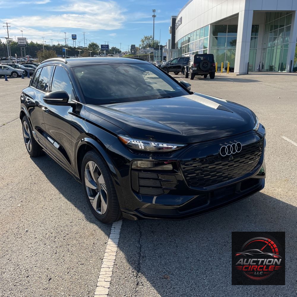 2025 Audi Q6 e-tron Prestige