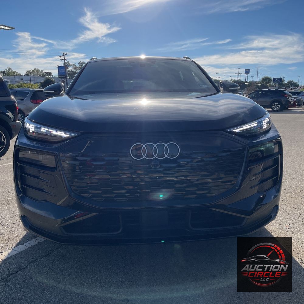 2025 Audi Q6 e-tron Prestige
