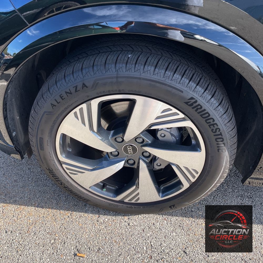 2025 Audi Q6 e-tron Prestige