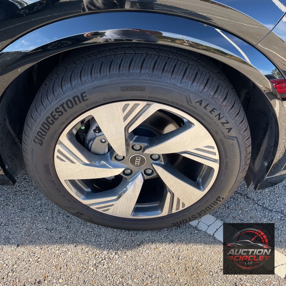 2025 Audi Q6 e-tron Prestige