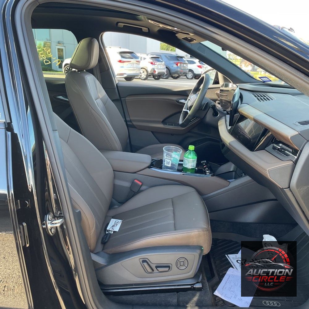 2025 Audi Q6 e-tron Prestige