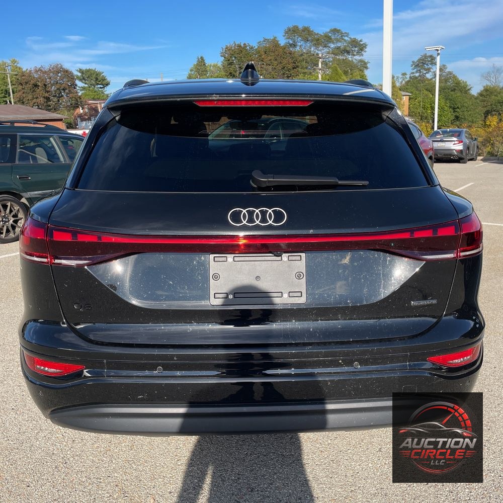 2025 Audi Q6 e-tron Prestige