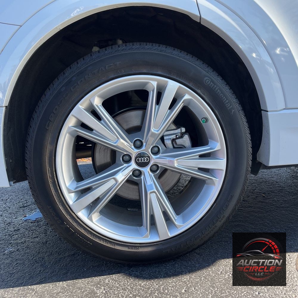 2023 Audi Q8 Premium 55 TFSI